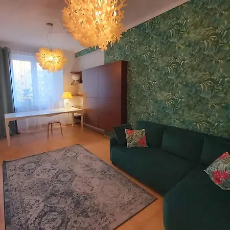 Koszykowa 1 Апартаменти *