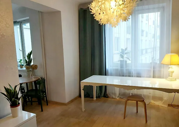 Koszykowa 1 * Warsaw